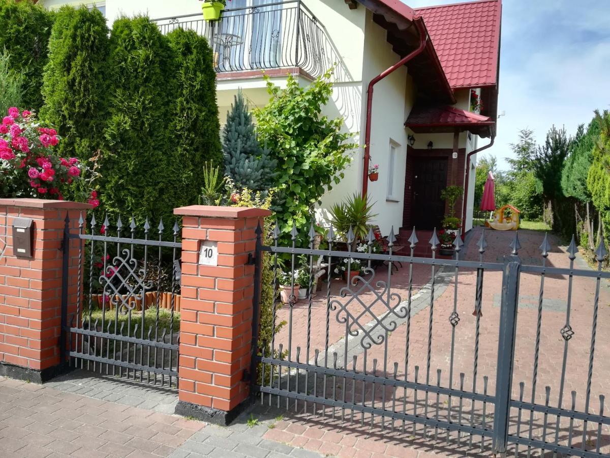 Pokoje Goscinne Jutrzenka Сважево Екстериор снимка